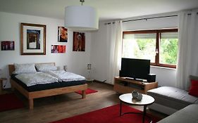 Apartment An Der Weinstrasse